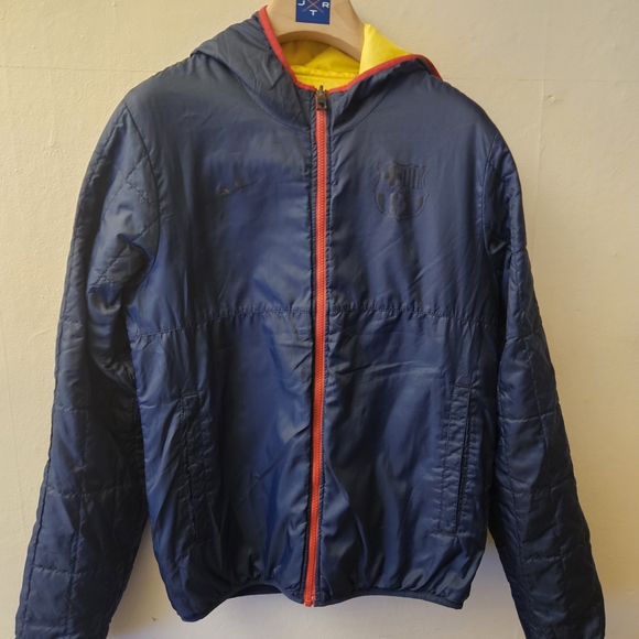 Nike Barcelona Men's Yellow and Blue Reversable Jacket - Picture 4 of 4